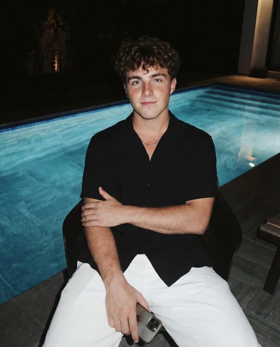 brown_haired_guy - AI generated headshot